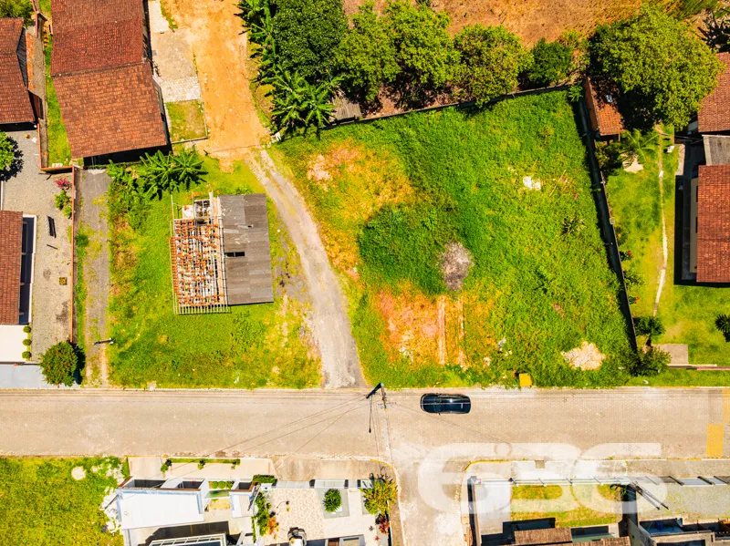 Excelente Oportunidade de Investimento: Terreno Am