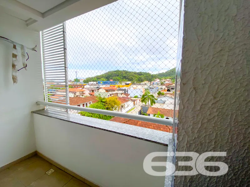 Imperdível: Belíssimo Apartamento no Bairro Iririú