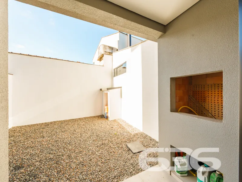 Oportunidade IncrĂvel em Joinville, SC: Sobrado Mo