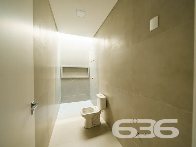 Oportunidade IncrĂvel em Joinville, SC: Sobrado Mo