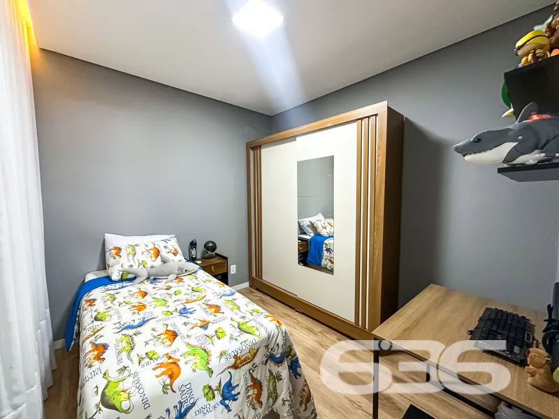 Encante-se com Seu Novo Lar: Sobrado Geminado em J