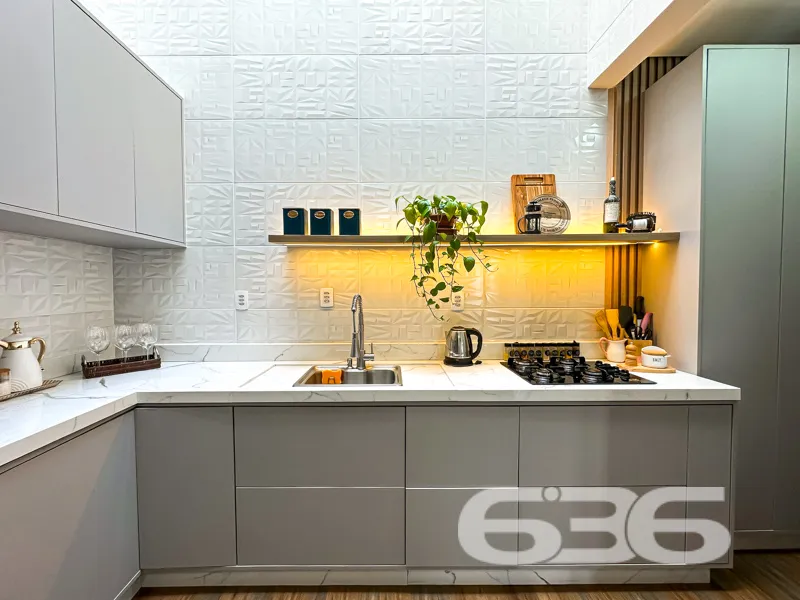 Encante-se com Seu Novo Lar: Sobrado Geminado em J