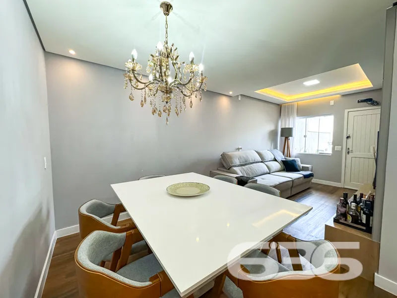 Encante-se com Seu Novo Lar: Sobrado Geminado em J