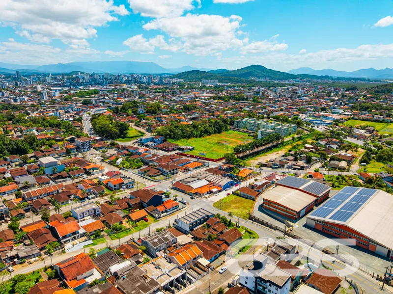 Bem-vindo ao imĂłvel dos seus sonhos em Joinville!