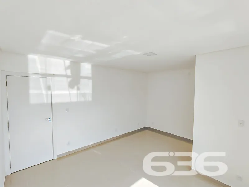 Oportunidade Imperdível em Joinville: Moderno Sobr