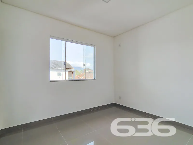 Oportunidade Imperdível em Joinville: Moderno Sobr