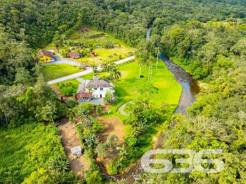 Descubra um refúgio excepcional na Vila Nova, Join