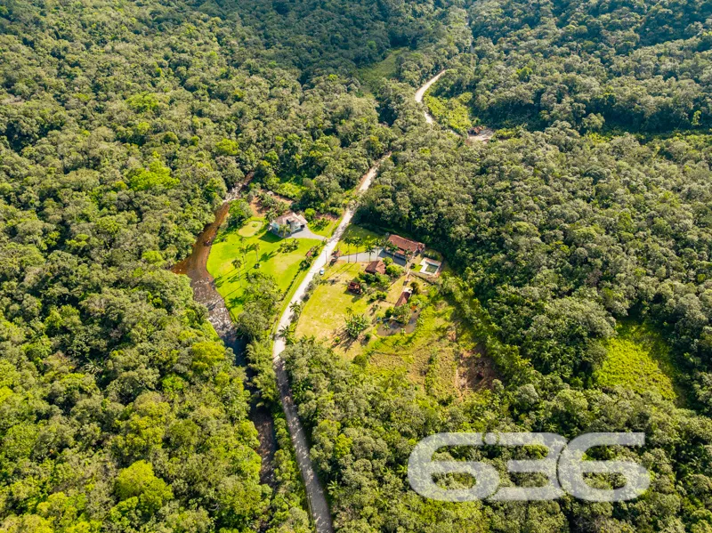 Descubra um refúgio excepcional na Vila Nova, Join