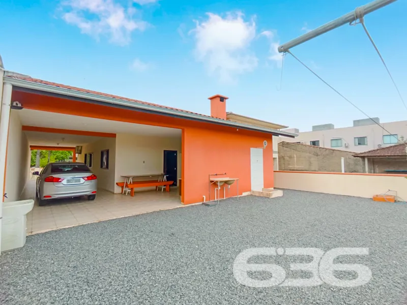 Oportunidade Única em São Francisco do Sul: Linda