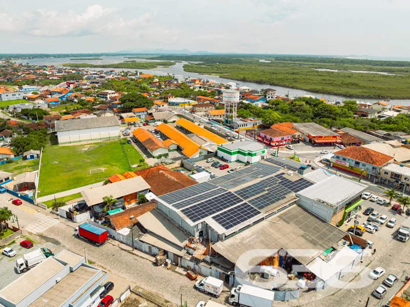 Oportunidade Única em Balneário Barra do Sul!
Est