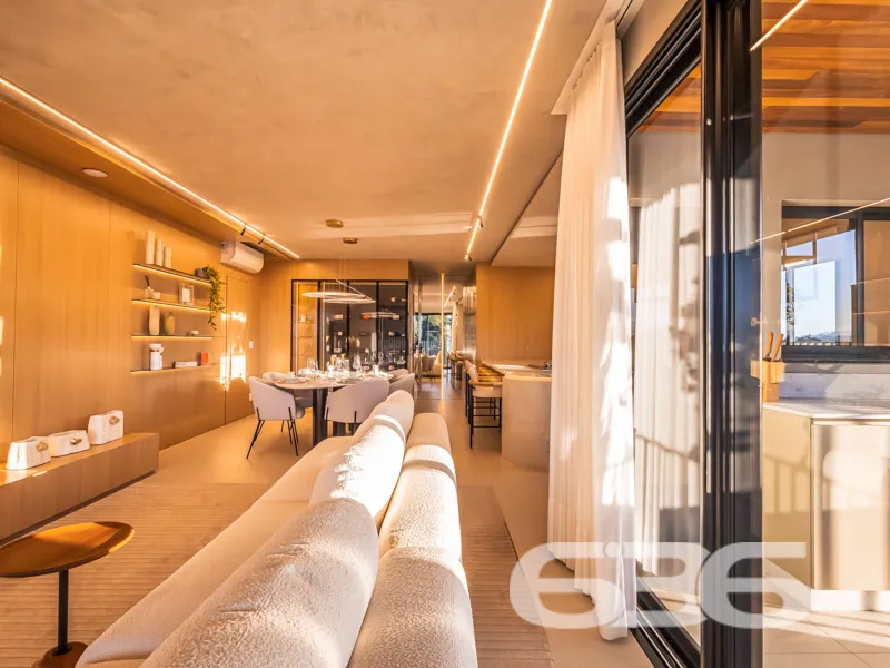 Apartamento à venda no bairro Atiradores, em Joinv