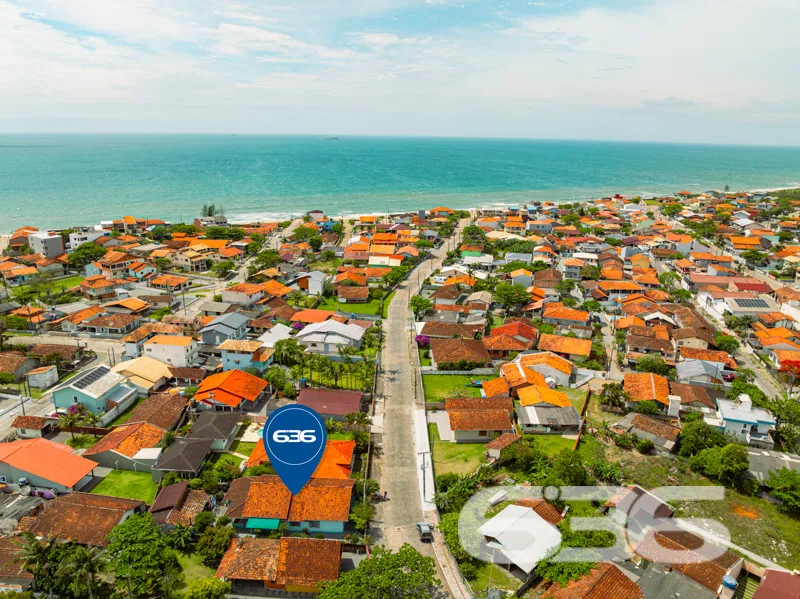 Casa à venda no Centro de Balneário Barra do Sul/S