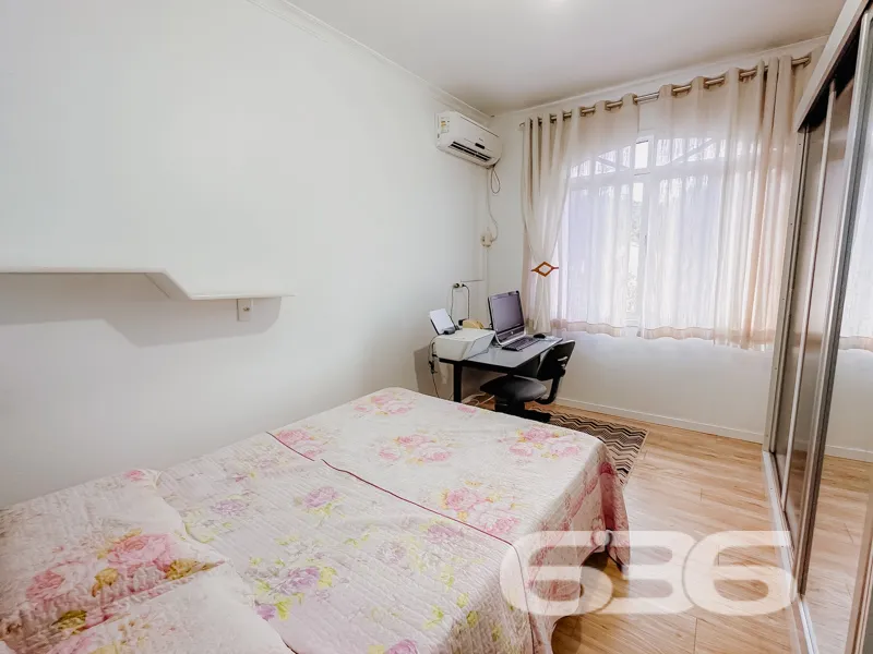 Sobrado Ă Venda no Bairro Nova BrasĂlia â Joinvill