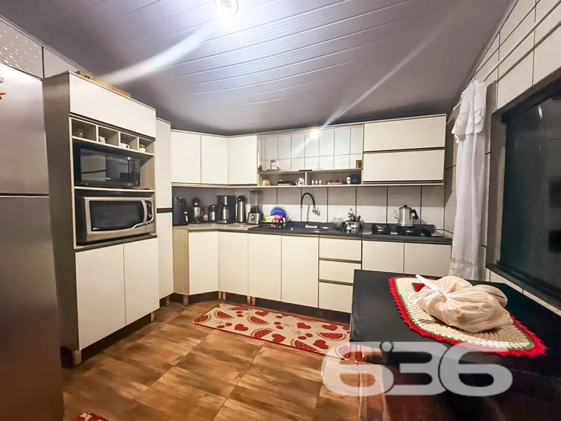 Casa à venda no Centro de Balneário Barra do Sul c