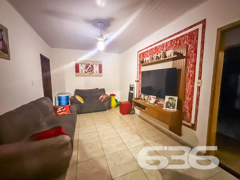 Casa à venda no Centro de Balneário Barra do Sul c