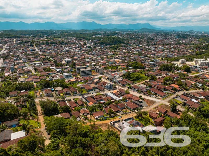Terreno à venda no Boehmerwald, Joinville – plano,
