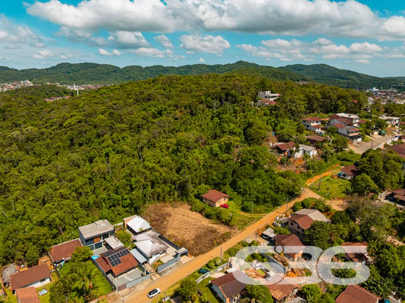 Terreno à venda no Boehmerwald, Joinville – plano,