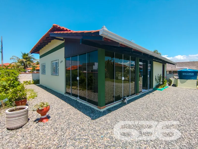 Residência à venda na Costeira, Balneário Barra do