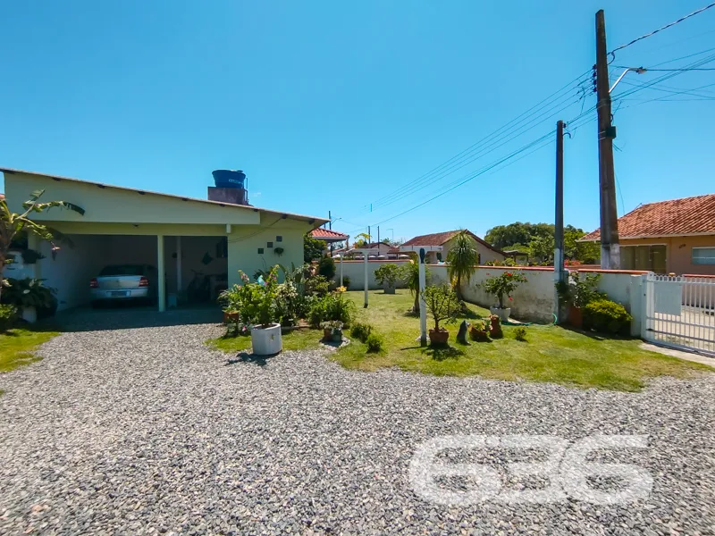 Residência à venda na Costeira, Balneário Barra do