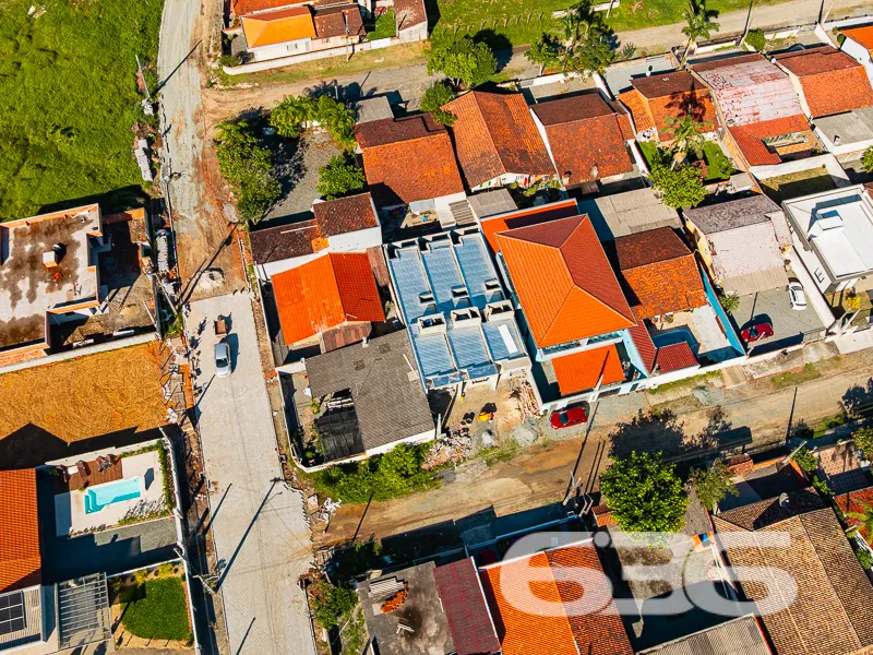 Sobrado à venda no bairro Centro, Balneário Barra 