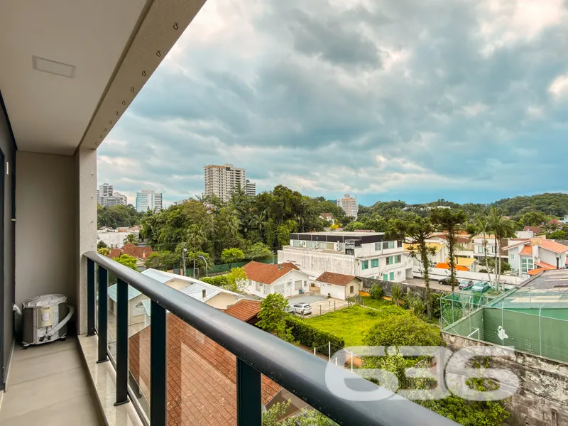 Apartamento à venda no América, Joinville com exce