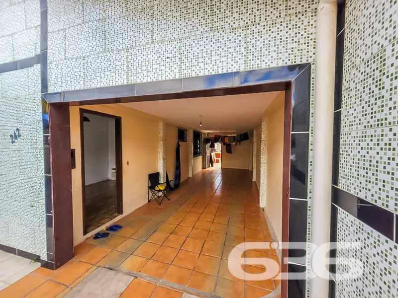 Casa à venda no Costa e Silva, Joinville, em rua p