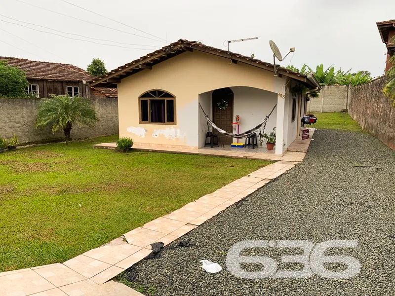 Casa à venda no Centro, Araquari | 3 quartos | ter