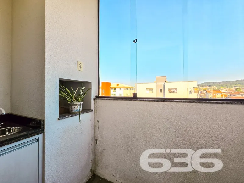 Apartamento à venda no bairo Jardim Iririú, em Joi