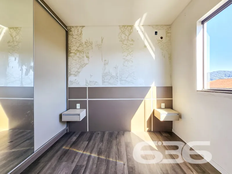 Apartamento à venda no bairo Jardim Iririú, em Joi