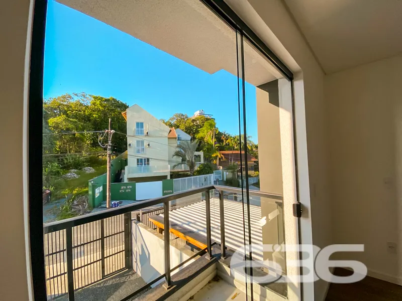 Sobrado à venda no bairro Anita Garibaldi em Joinv