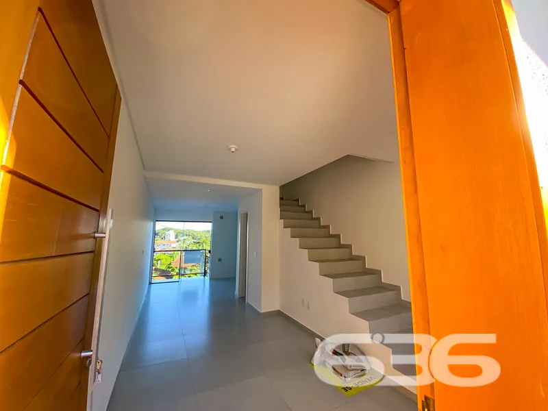 Sobrado à venda no bairro Anita Garibaldi em Joinv