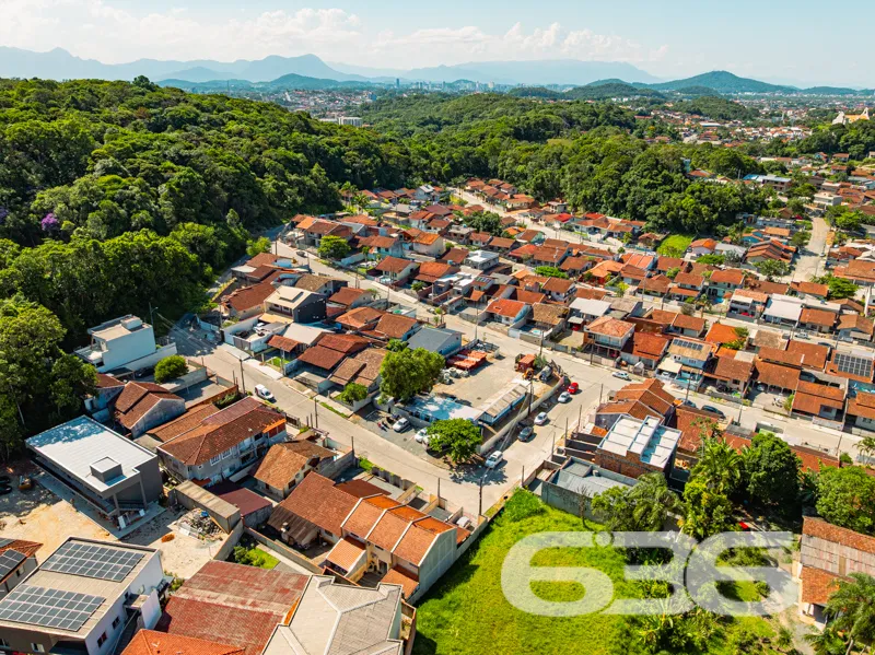 Sobrado Ă venda no bairro Boehmerwald | 2 Quartos