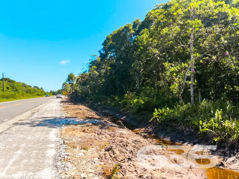 Terreno Comercial à Venda no bairro Pinheiros em B