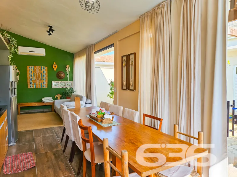 Casa à venda no Capri, bairro Ubatuba, São Francis