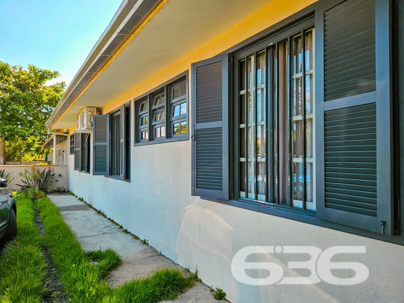 Casa à venda no Capri, bairro Ubatuba, São Francis