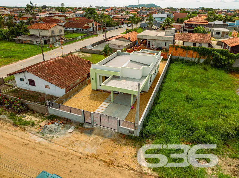 Residência à venda no Centro, Balneário Barra do S