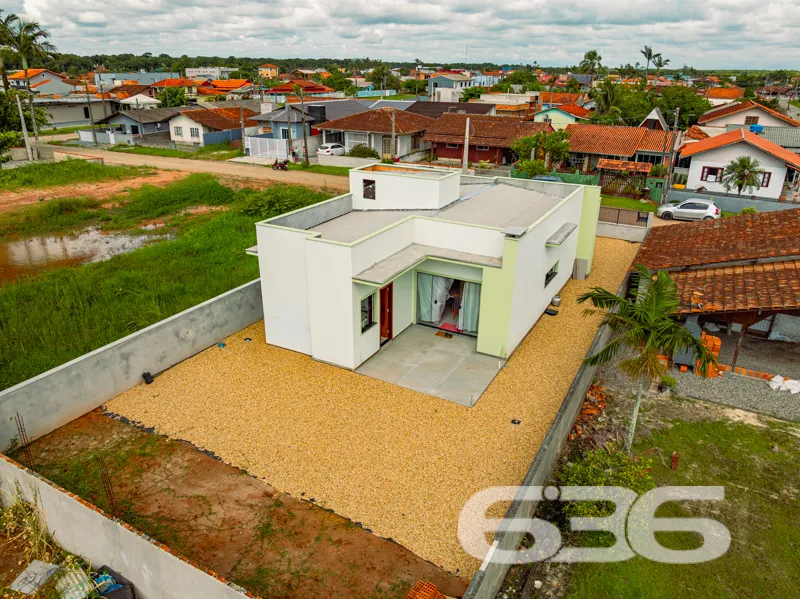Residência à venda no Centro, Balneário Barra do S