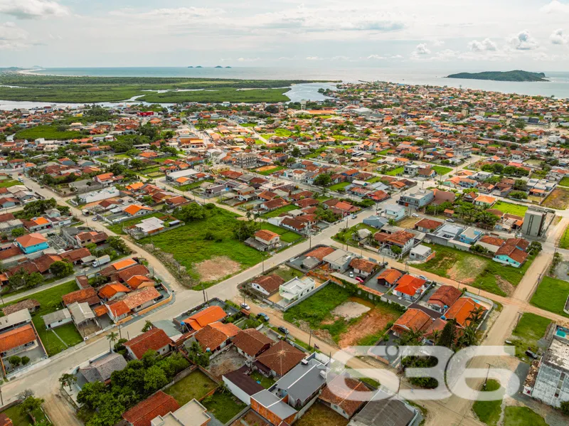 Residência à venda no Centro, Balneário Barra do S