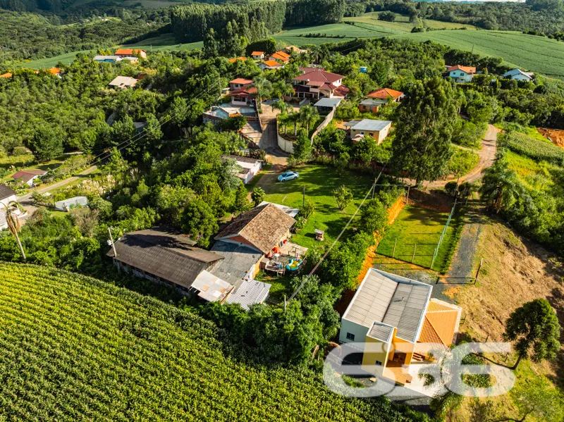 Chácara à venda no Avenquinha em Campo Alegre: Um 