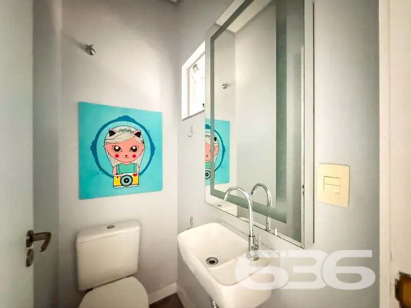 Sobrado à venda no bairro Anita Garibaldi, Joinvil