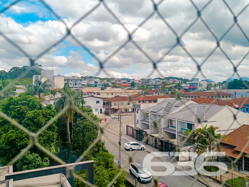 Apartamento à venda no bairro Costa e Silva em Joi