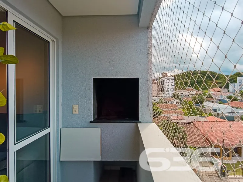 Apartamento à venda no bairro Costa e Silva em Joi