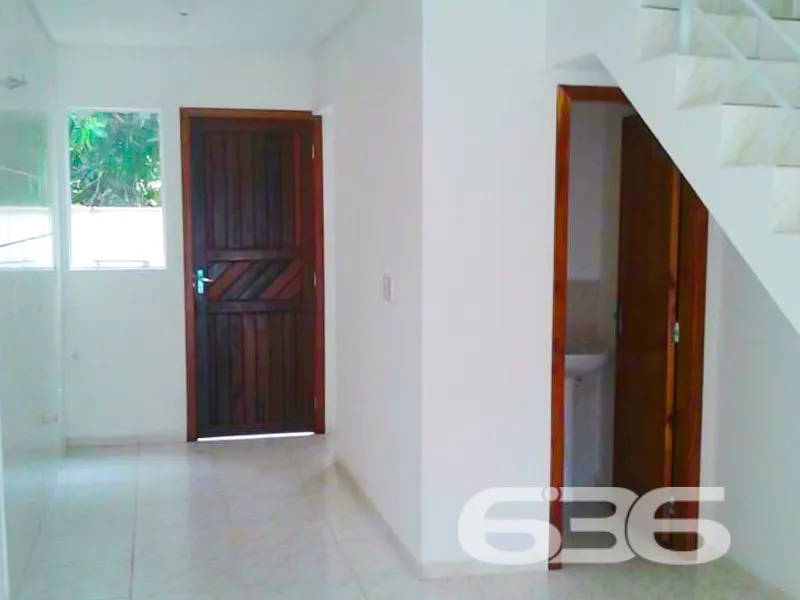 Sobrado à venda no Santa Catarina, Joinville, loca