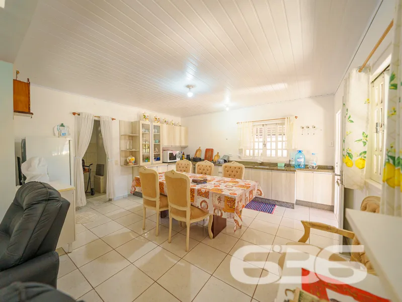 Casa à venda no bairro Costeira, Balneário Barra d