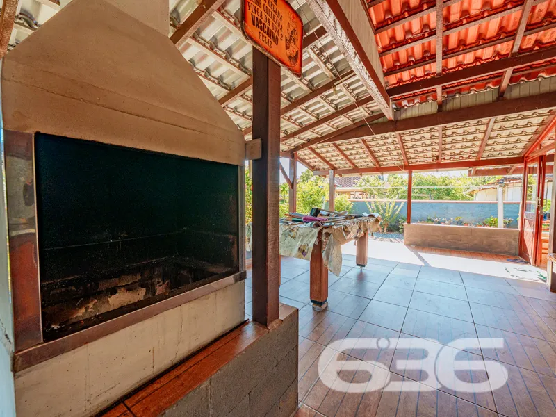 Casa à venda no bairro Costeira, Balneário Barra d