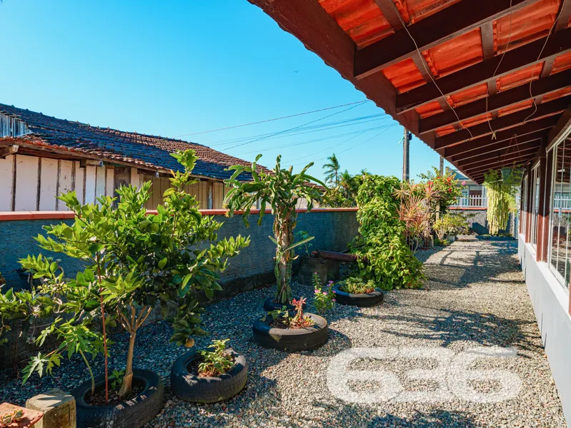 Casa à venda no bairro Costeira, Balneário Barra d