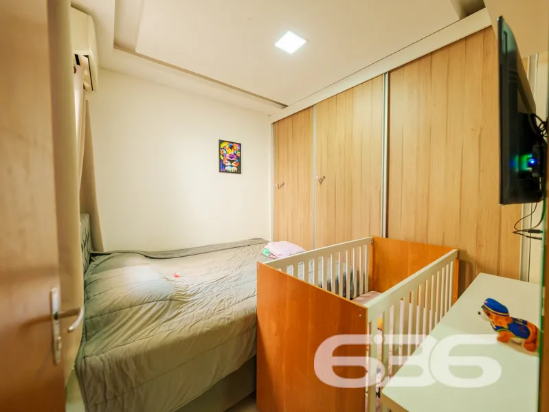 Casa à venda no Jarivatuba, Joinville, com diferen