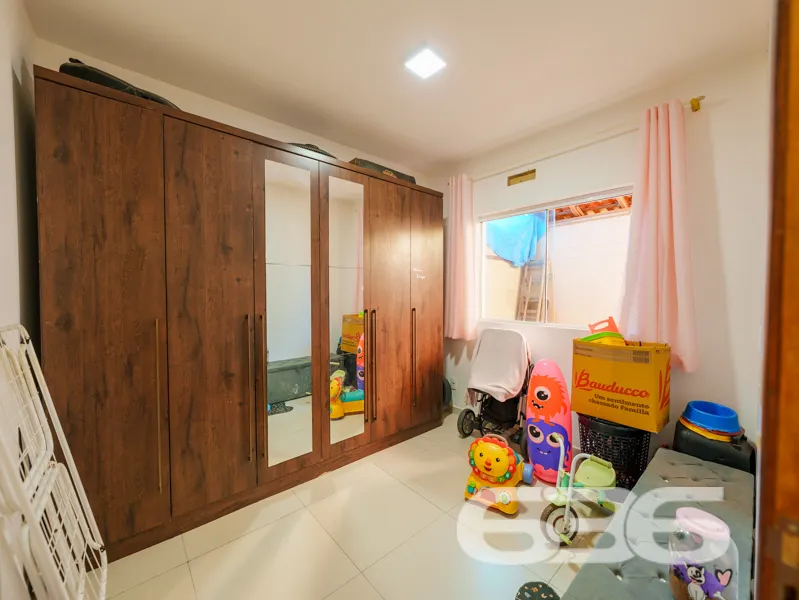 Casa à venda no Jarivatuba, Joinville, com diferen