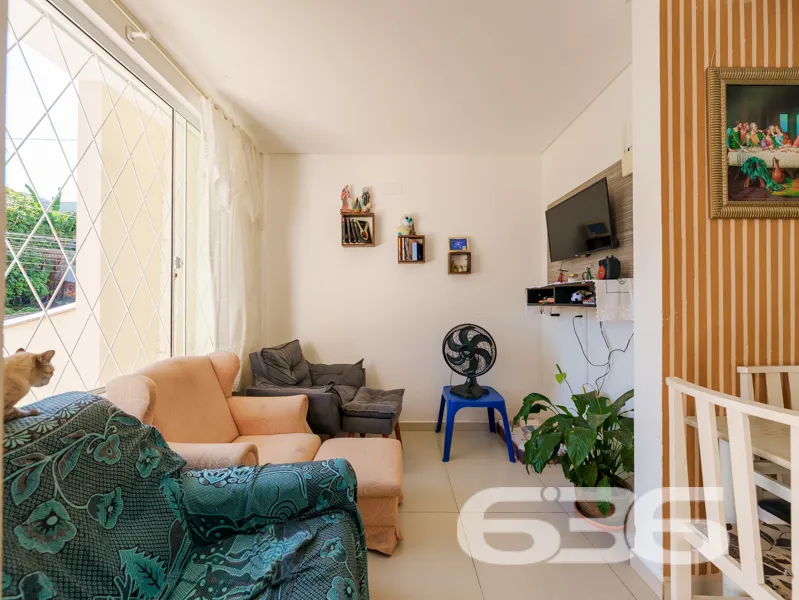 Casa à venda no Jarivatuba, Joinville, com diferen