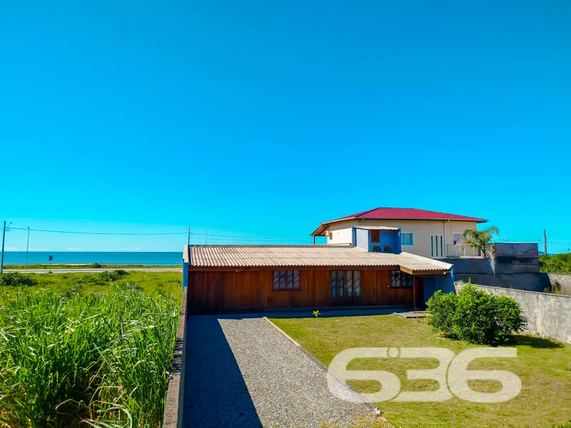 Casa à venda no bairro Ervino, São Francisco do Su